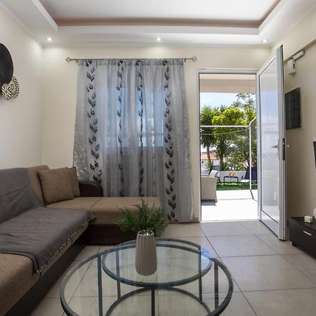 Sunny Villa 法里拉基 外观 照片