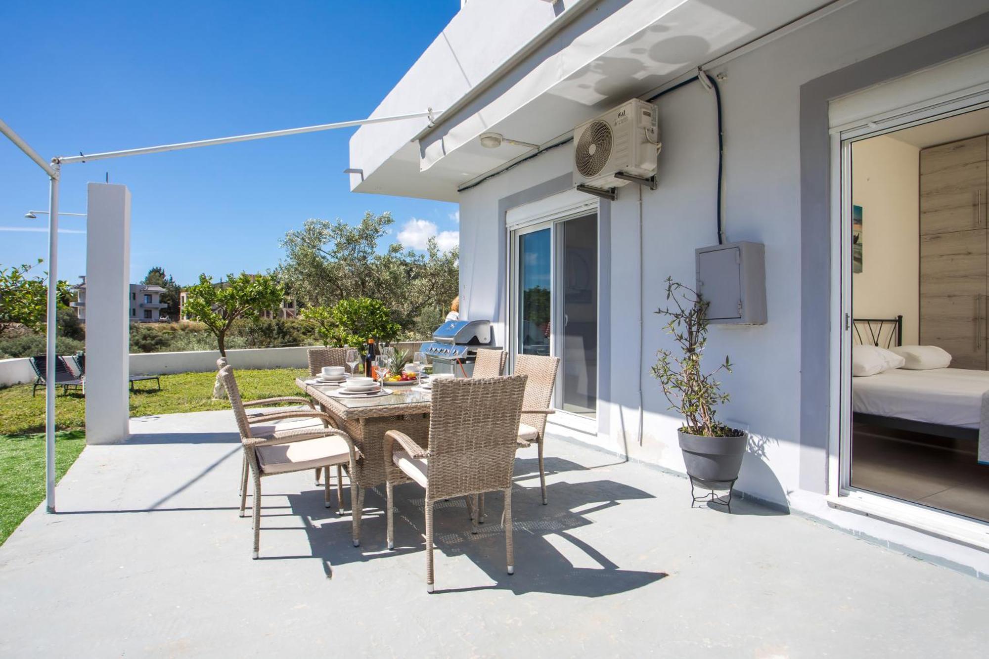 Sunny Villa 法里拉基 外观 照片